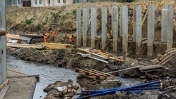 Мост в Невинномысске ремонтируют по нацпроекту