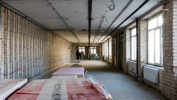 Капремонт школы в станице Барсуковской завершат до 15 августа 