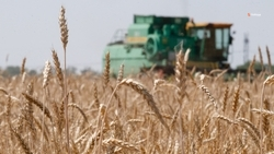 Глава Ставрополья поручил обеспечить аграриев топливом в период жатвы