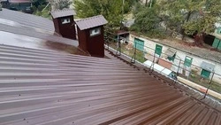 В селе Кочубеевском завершён капремонт кровель двух многоквартирных домов