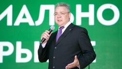 Владимир Владимиров: Почти 10 тысяч выпускников в крае получают аттестаты