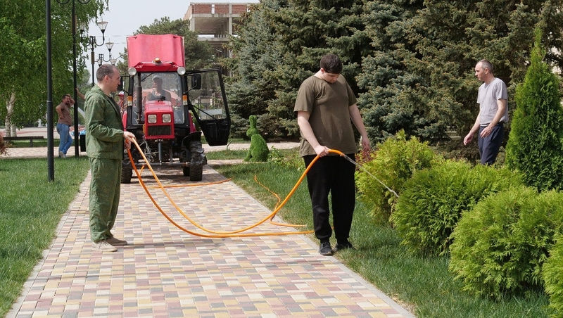 Более 3 тыс. жителей Кочубеевского округа присоединились к большому субботнику