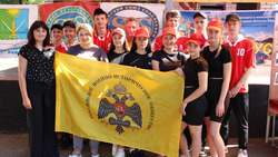 Ученики 12 школ Кочубеевского округа участвуют в туристическом слёте