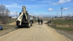 Дорогу в селе Кочубеевского округа отремонтируют до конца июня