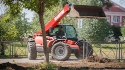 В Невинномысске продолжается благоустройство сквера «Новый»