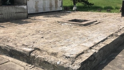 Памятник ремонтируют в хуторе Кочубеевского округа по губернаторской программе