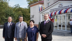 Глава государства принял участие в открытии восстановленной Ставропольем антрацитовской школы